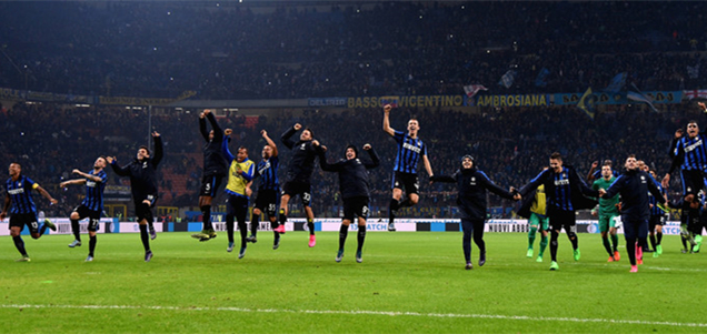 世体：若克里斯滕森伤超四个月，巴萨可利用伤病特例签约新援（西媒：克里斯滕森若伤停超过4个月，巴萨可动用伤病特例引援）