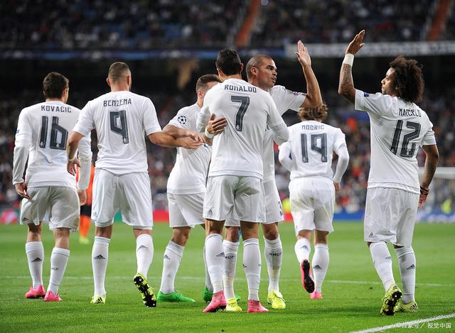 五万人齐喊他的名字，太燃