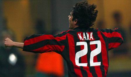 马杜埃凯：阿森纳能够赢得欧冠和英超，我们目前的状态非常好（马杜埃凯：阿森纳有实力问鼎英超与欧冠，球队状态正佳）